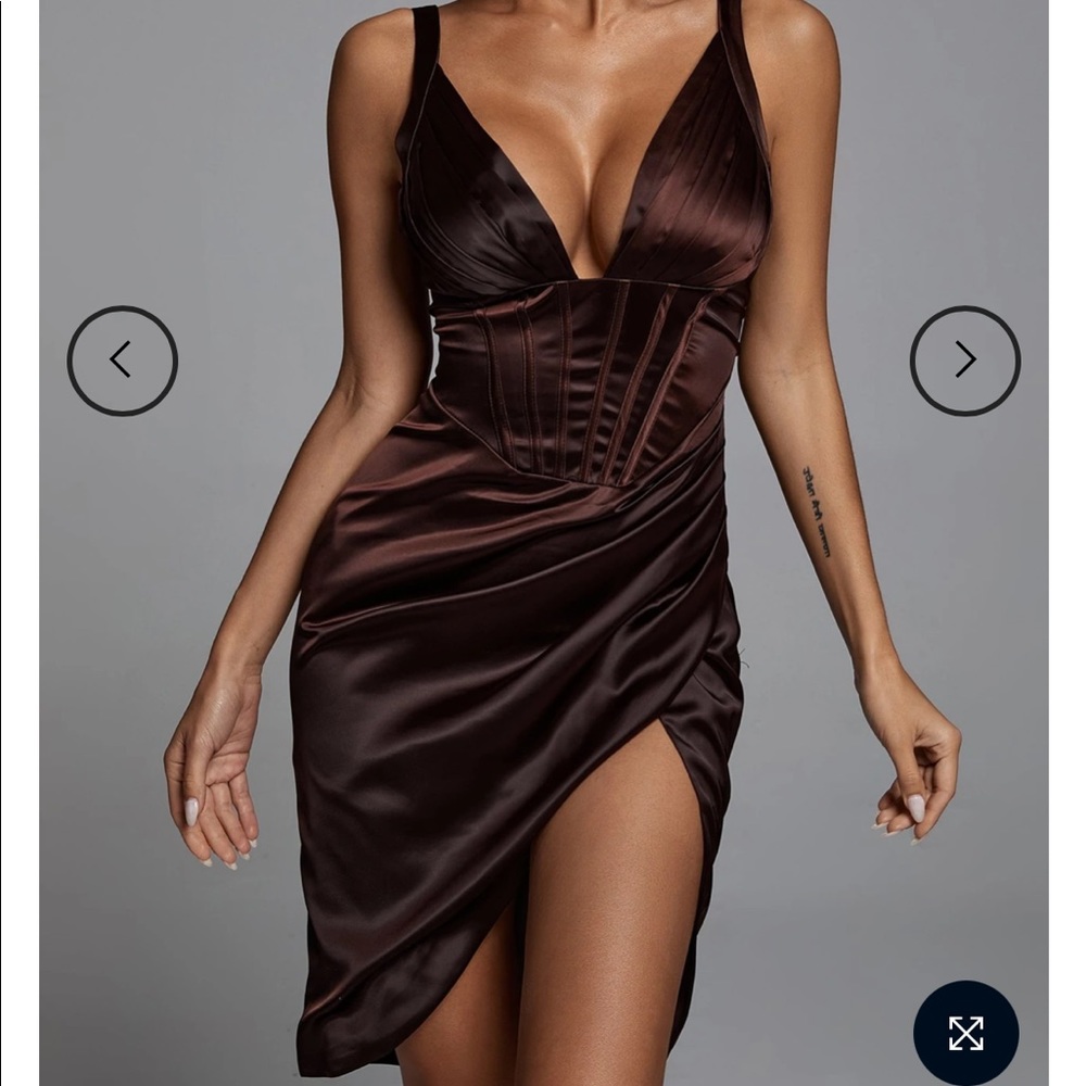 Brown dress
